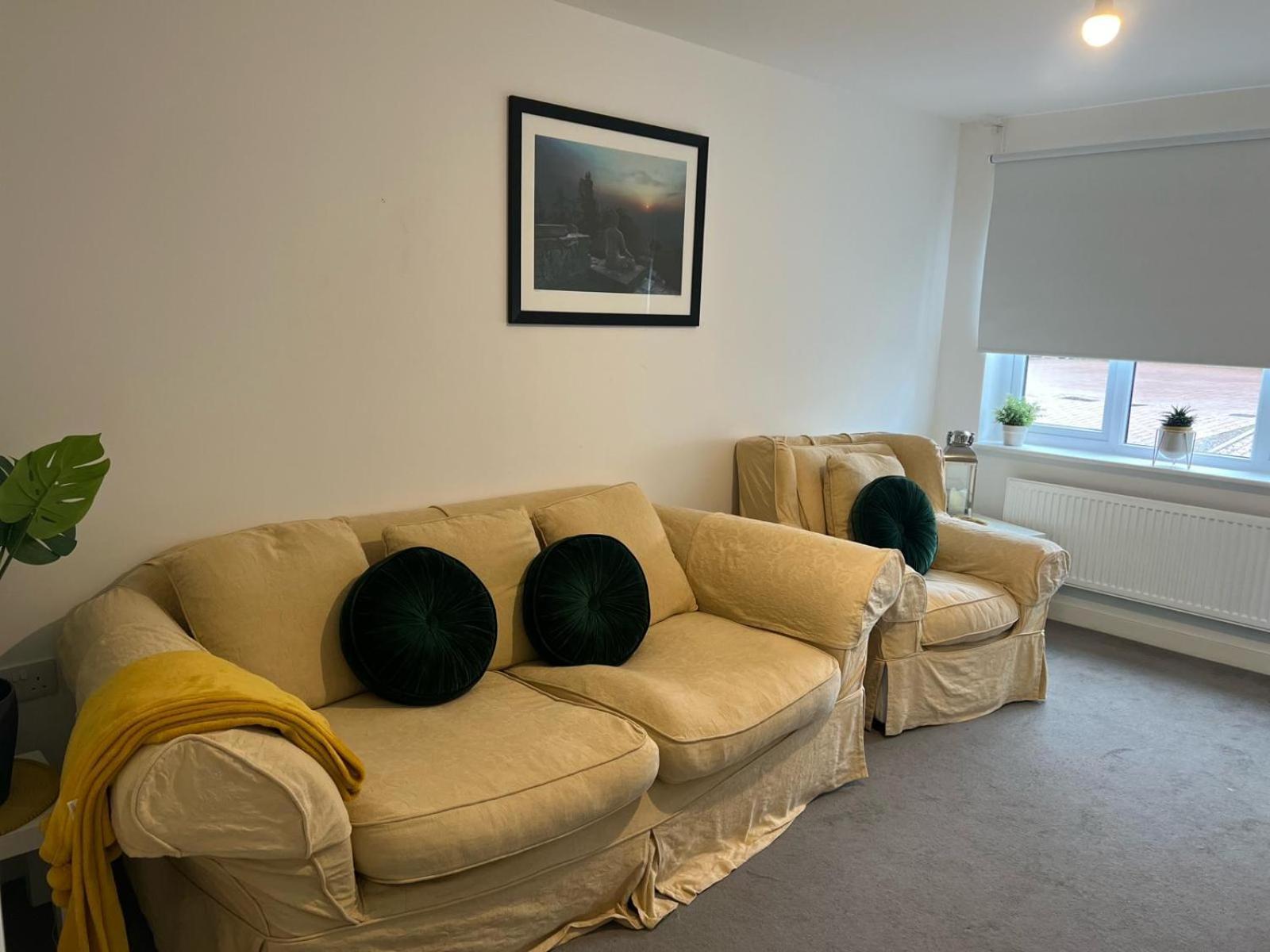 Village House St Mellons - Close To A48 And M4 カーディフ エクステリア 写真